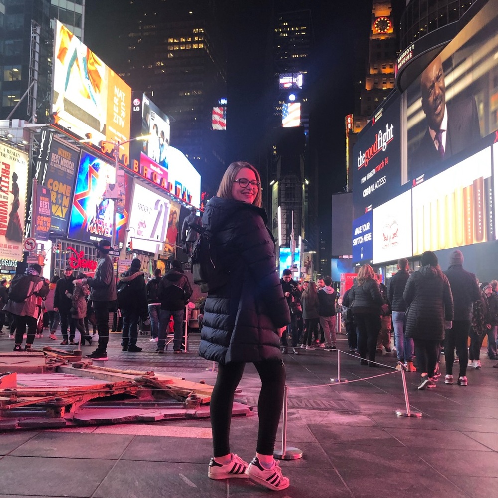 Meet your Posher, Olivia